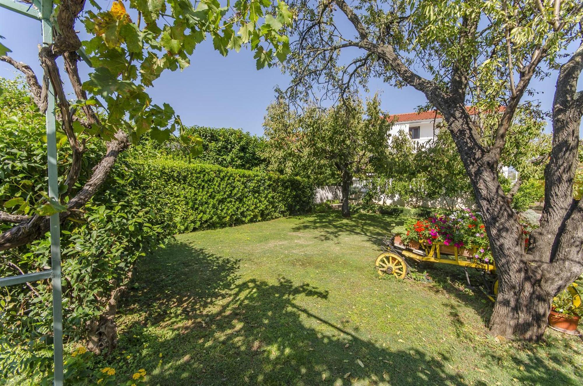 Apartment Tonkica Vodice Exterior photo