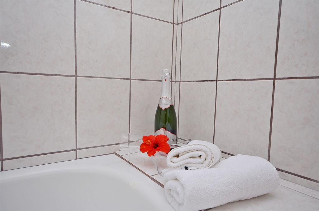 Apartment Tonkica Vodice Exterior photo